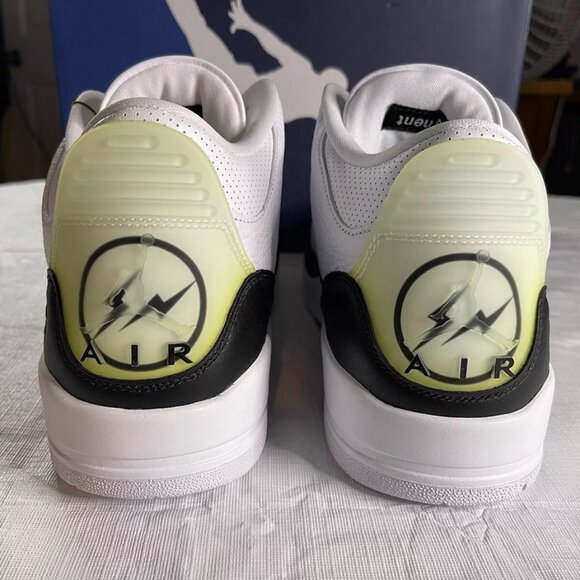 Air Jordan 3 Retro SP Fragment Design - Picture 2 of 5